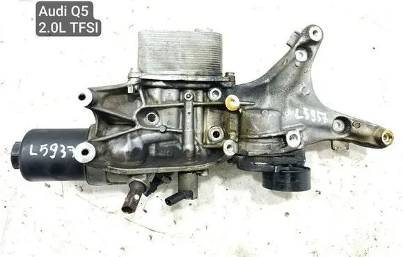 Audi Q5 SQ5 Oil filter mounting bracket 06L903143K