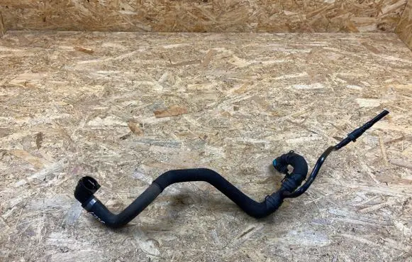Land Rover Range Rover Sport L494 Engine coolant pipe/hose HPLA8C481AB