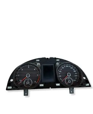 Volkswagen PASSAT B6 Speedometer (instrument cluster) 3C0920872B