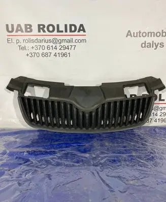 Skoda Fabia Mk2 (5J) Front bumper upper radiator grill 5J0853668