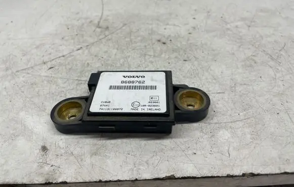 Volvo V70 Alarm control unit/module 8688762