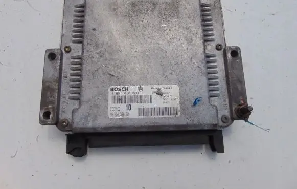 Peugeot 806 Engine control unit/module 9635156680 0281010028