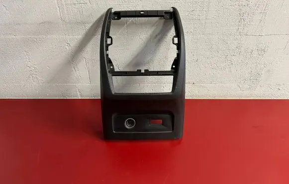 BMW X7 G07 Other center console (tunnel) element 9399874 9399875