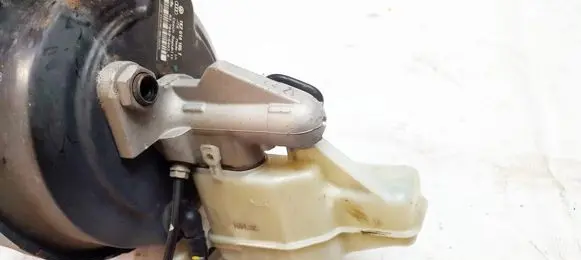 Volkswagen Golf V Master brake cylinder