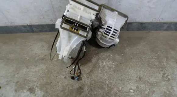 Opel Corsa E Interior heater climate box assembly CART39086240U 39086240U 5AD200000