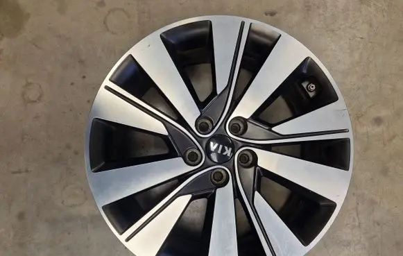 R19 alloy rim