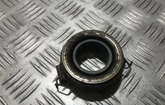Toyota Avensis T220 clutch release bearing 