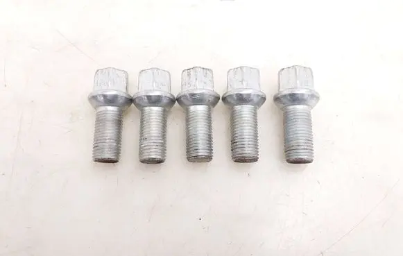 Volkswagen Tiguan Nuts/bolts 