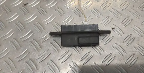 Toyota Auris 150 Tailgate opening switch 