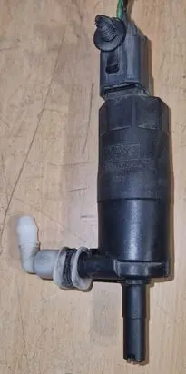 Volvo S40 Headlight washer pump 5W9313K082AA