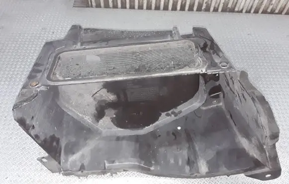 Chrysler 300 - 300C Air intake duct part