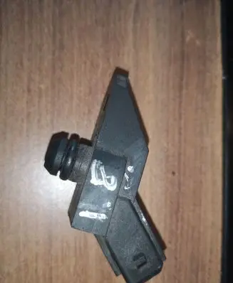 Peugeot 406 Air pressure sensor 301011G