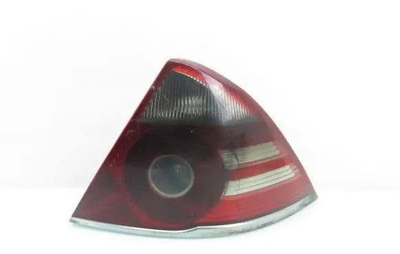 Ford Mondeo Mk III Rear/tail lights 6S7113404A