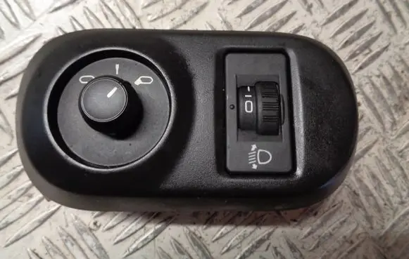 Citroen C4 Cactus Wing mirror switch 9800177977 96673722ZD 9801662777