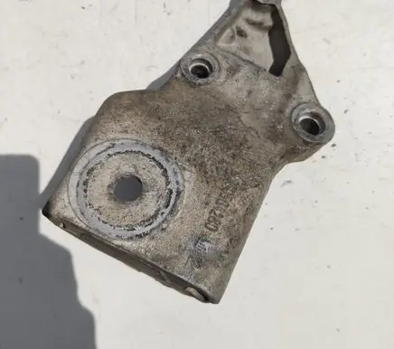 Citroen C5 Engine mounting bracket 9630584280