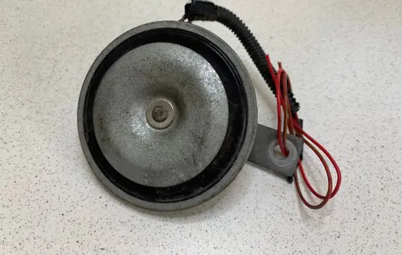 Opel Zafira A Horn signal 002952