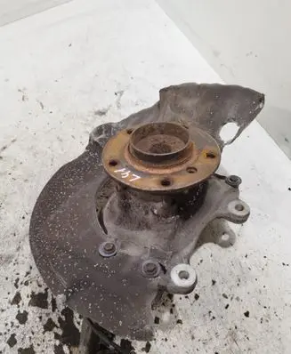 BMW 5 E60 E61 Front wheel hub spindle knuckle
