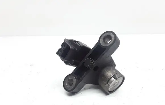 Volvo S80 Crankshaft position sensor 30637803