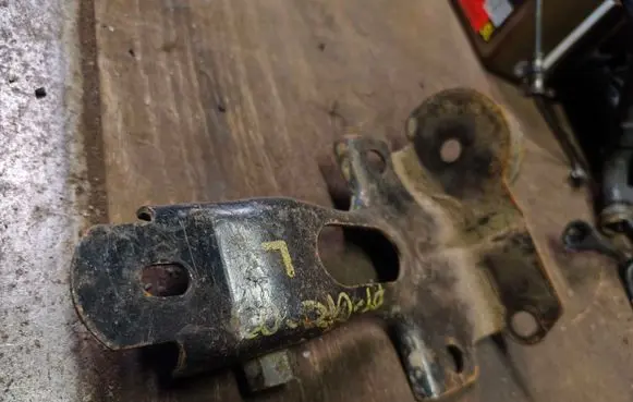 Chrysler PT Cruiser Other rear suspension part 