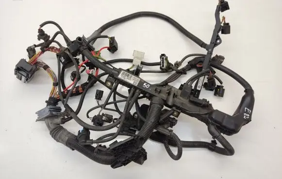 BMW 1 E82 E88 Engine installation wiring loom 221302 8507221302 758053805