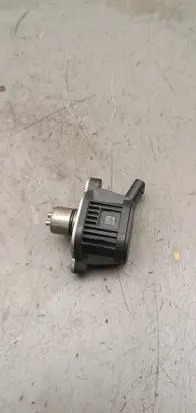 Volkswagen Golf VII Camshaft vanos timing valve 104099 2302190456025 04E906048A