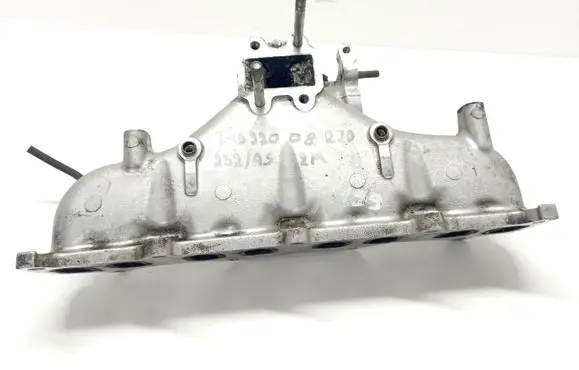 Lexus IS 220D-250-350 Intake manifold