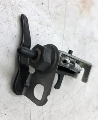 Mazda CX-7 Fuel tank opening switch 