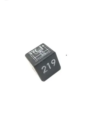 Audi A5 8T 8F Other relay 443951253AA 899574000
