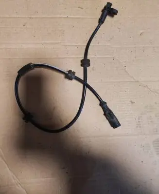 Ford Fiesta ABS brake wheel speed sensor 8V512C190AA CF330