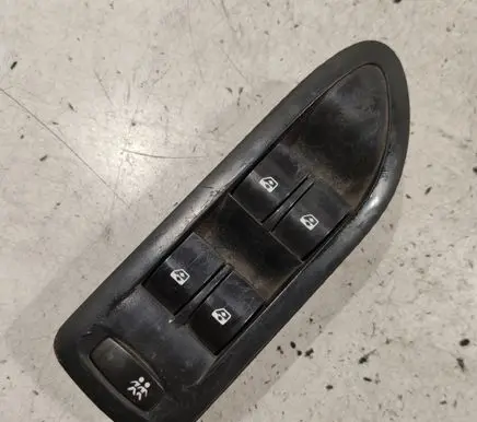Renault Laguna II Electric window control switch 26515