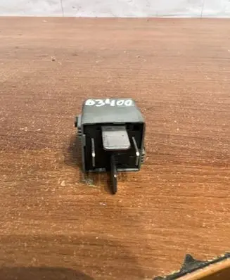Mercedes-Benz Sprinter W906 Other relay A0025422619 D3400