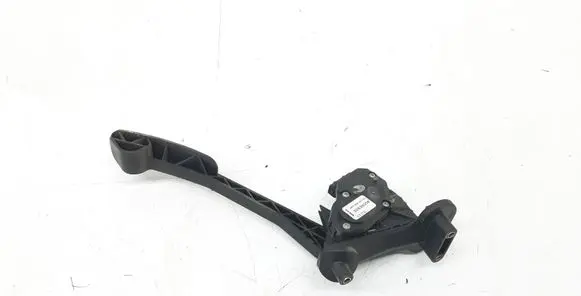 Volvo S60 Accelerator throttle pedal 30636006