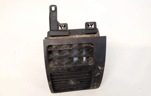 Volkswagen Touran I Dash center air vent grill 1T0819703b