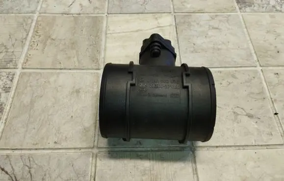 Hyundai Santa Fe Mass air flow meter 0281002600 2816427900