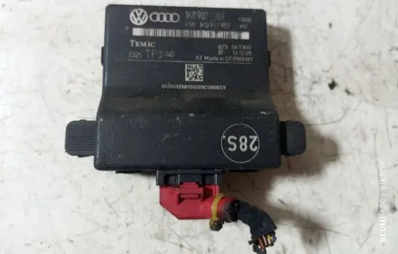 Volkswagen PASSAT B6 Gateway control module 1K0907530F 1K0907951