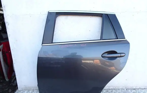 Mazda 6 Rear door