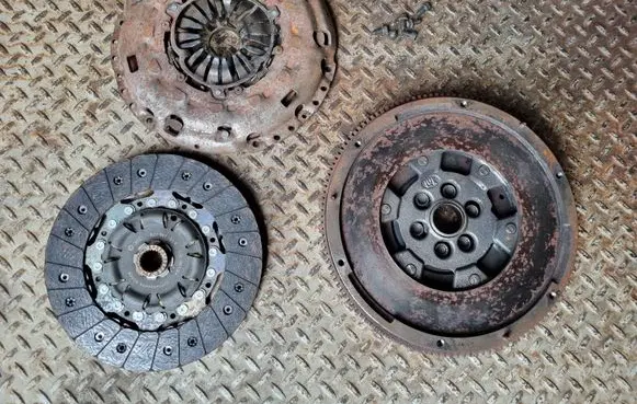 Audi A3 S3 8V Clutch set kit 022141031S 04L105266B