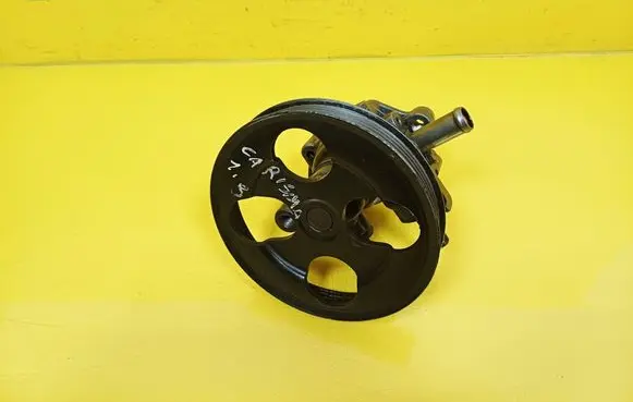 Mitsubishi Carisma Power steering pump 