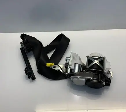 Mercedes-Benz GLE (W166 - C292) Front seatbelt A1668601300 061232 1668601300