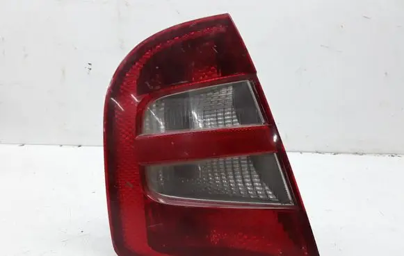 Skoda Fabia Mk1 (6Y) Rear/tail lights ZSB6Y6945096