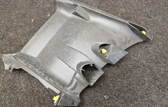 Land Rover Range Rover Evoque L551 Brake cooling air channel/duct M8D217E951A