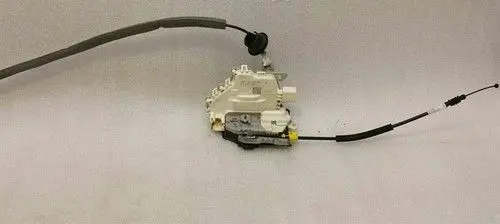 Audi A4 S4 B8 8K Front door lock 8J2837016E