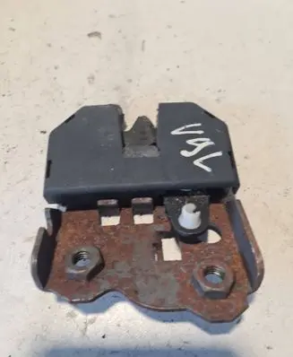 BMW 3 E46 Seat back rest lock catch 8209035