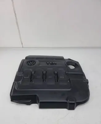 Volkswagen Tiguan Engine cover (trim) 04L103925AE