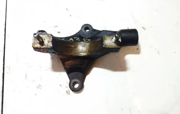 Ford Kuga II Engine mounting bracket