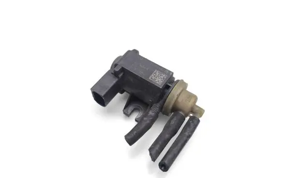 Volkswagen PASSAT B7 Vacuum valve 1K0906627B