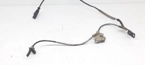 Toyota Avensis T270 ABS brake wheel speed sensor 8954302061 0265007806