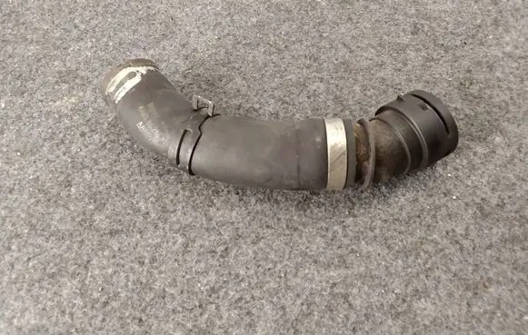Jaguar XF X250 Engine coolant pipe/hose 4R838B274AD