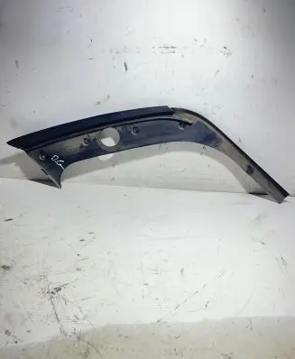 Mercedes-Benz GL X164 Rear side glass trim A1646700487