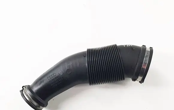 Air intake hose/pipe